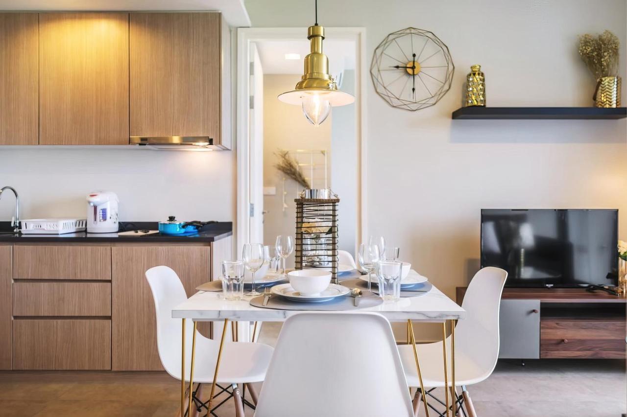 Amazingly Unixx 2 Bedroom Condo In Pattaya Exteriör bild
